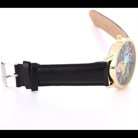 Colorful Unicorn Stars Classic Leather Strap Women Quartz Watches